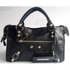 발렌시아가 BALENCIAGA 모터백 084332A