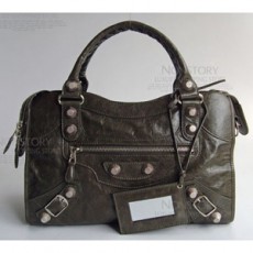 발렌시아가 BALENCIAGA 모터백 084332A