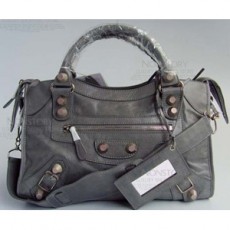 발렌시아가 BALENCIAGA 모터백 084332A