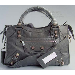 발렌시아가 BALENCIAGA 모터백 084332A
