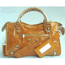 발렌시아가 BALENCIAGA 모터백 084332A