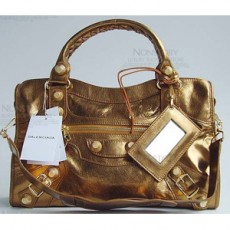 발렌시아가 BALENCIAGA 모터백 084332B