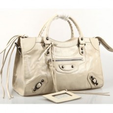 발렌시아가 BALENCIAGA 모터백 84332