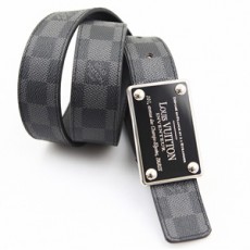 루이비통 Louis Vuitton 다미에 그라피티 벨트 M9632