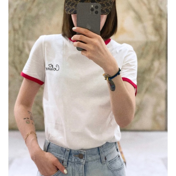 셀린느 CELINE 2022 SS 라인 자수 로고 여성 반팔티 커스텀급