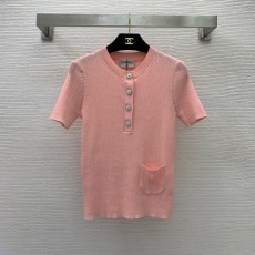 샤넬 CHANEL 2022 SS 단추장식 니트 여성 반팔티 커스텀급