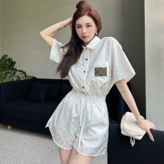 루이비통 LOUIS VUITTON 2022 SS 포켓 패치로고 반팔 셔츠 반바지 여성 세트 커스텀급