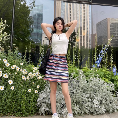 샤넬 CHANEL 2022 SS 멀티 스트라이프 여성 스커트 커스텀급