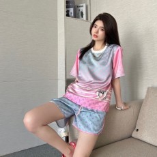 루이비통 LOUIS VUITTON 2022 SS 스트라이프 반팔티 반바지 여성 세트 커스텀급