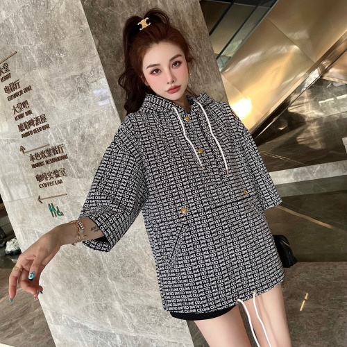 셀린느 CELINE 2022 SS 캐릭터 프린팅 후드 여성 바람막이 커스텀급