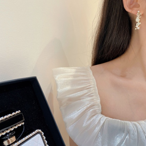 샤넬 CHANEL 2022 SS CC로고 큐빅 원형 여성 귀걸이 커스텀급