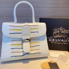 델보 DELVAUX 2023 SS 악어가죽무늬 화이트 토트백 미러급