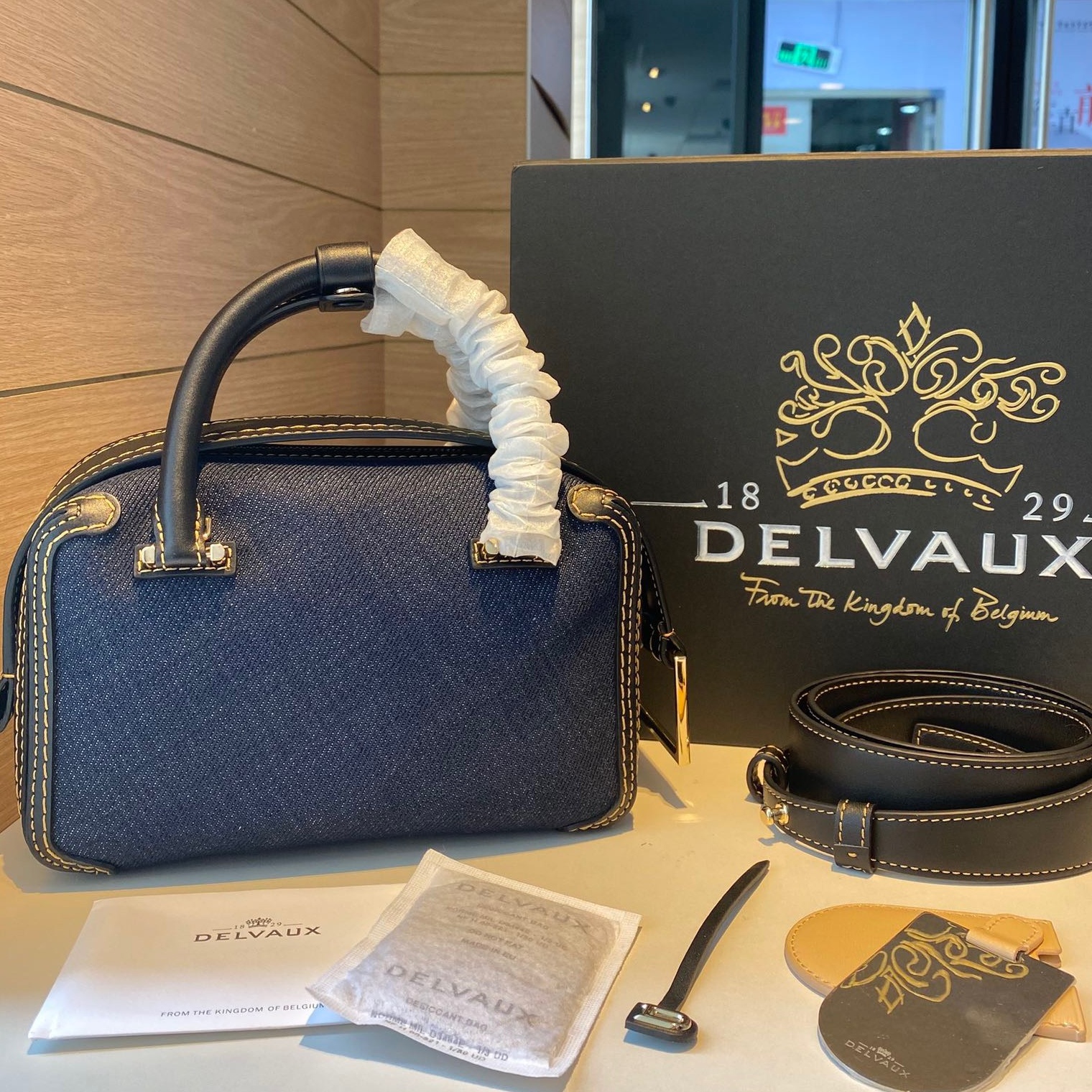 델보 DELVAUX 2023 SS 쿨박스 나노 토트백 데님 미니 미러급