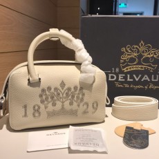 델보 DELVAUX 2023 SS 쿨박스 나노 토트백 아이보리 스터드 미니 미러급