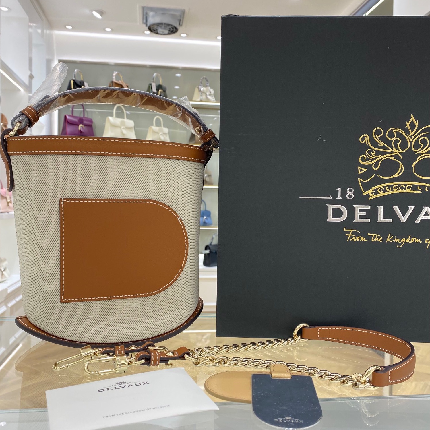 델보 DELVAUX 2023 SS 핀 미니 버킷 캔버스 아이보리 카멜 토트백 미러급
