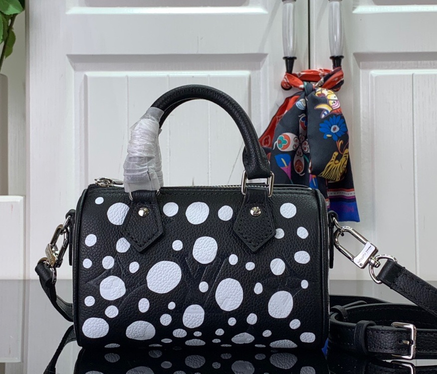 루이비통 LOUIS VUITTON 2023 SS LV X YK 쿠사마 야오이 멀티 나노 스피디 커스텀급 M81910