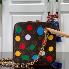 루이비통 LOUIS VUITTON 2023 SS LV X YK 쿠사마 야오이 스퀘어 백 커스텀급 M46450