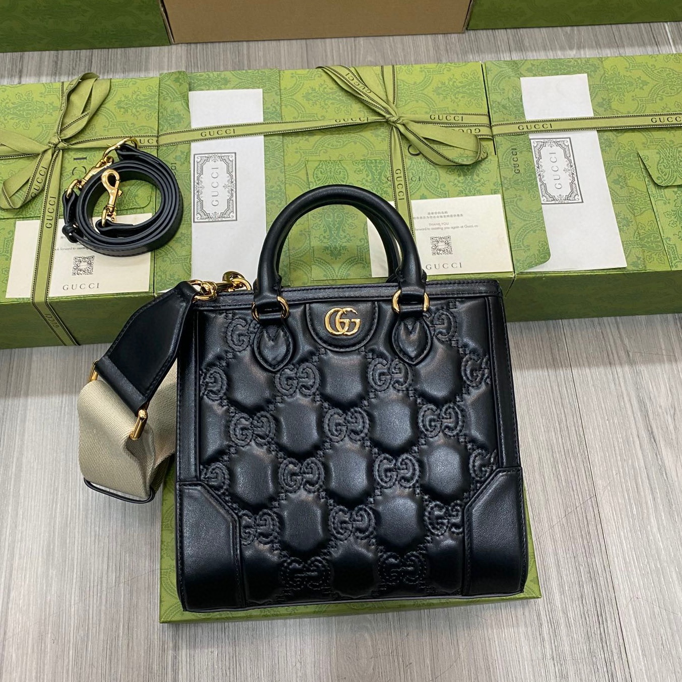 구찌 GUCCI 2023 SS GG 마틀라쎄 미니 탑 핸들백 블랙 728309 커스텀급