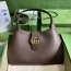 구찌 GUCCI 2023 SS 크레센트 쉐입 숄더백 스몰 브라운 735106 커스텀급