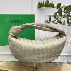 보테가 베네타 BOTTEGA VENETA 2023 SS 조디백 미듐 연그레이 커스텀급