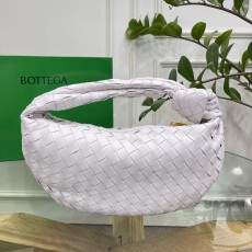 보테가 베네타 BOTTEGA VENETA 2023 SS 조디백 미듐 화이트 커스텀급