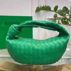 보테가 베네타 BOTTEGA VENETA 2023 SS 조디백 미듐 그린 커스텀급