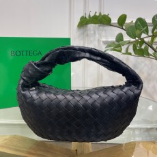 보테가 베네타 BOTTEGA VENETA 2023 SS 조디백 미듐 블랙 커스텀급