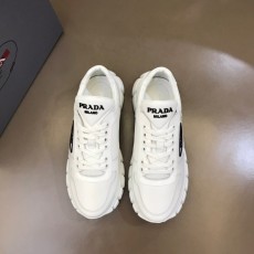 프라다 PRADA 2023 SS 트라이앵글 삼각로고 화이트 블랙라인 남성 슈즈 커스텀급