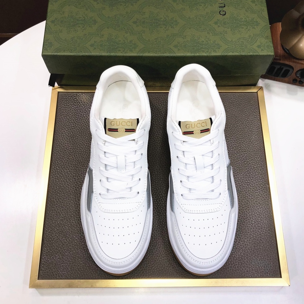 구찌 GUCCI 2023 SS 퍼포 그레이라인 화이트 남성 슈즈 커스텀급