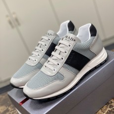 프라다 PRADA 2023 SS 캐릭터 각인로고 퍼포 그레이 남성 슈즈 커스텀급