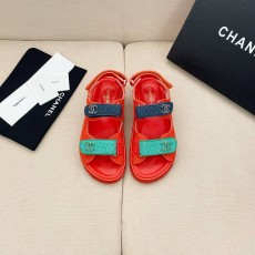 샤넬 CHANEL 2023 SS 캐릭터 체크 로고 투톤 레드 여성 샌들 커스텀급