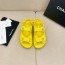샤넬 CHANEL 2023 SS 캐릭터 체크 로고 옐로우 여성 샌들 커스텀급
