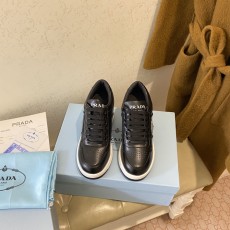 프라다 PRADA 2023 SS 트라이앵글 삼각로고 블랙 여성 슈즈 커스텀급