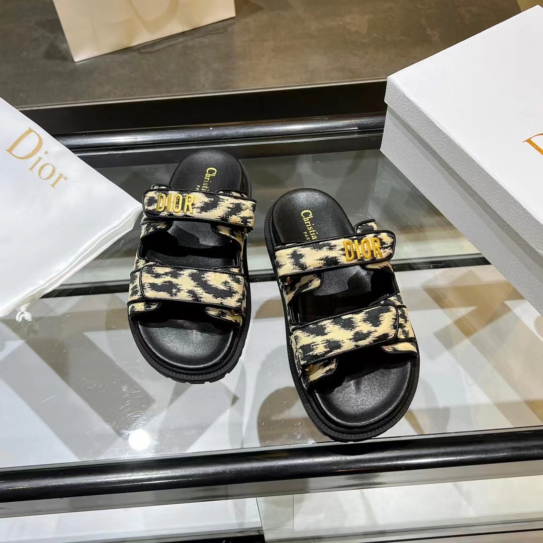 디올 DIOR 2023 SS 캐릭터 로고 호피 블랙 여성 샌들 커스텀급