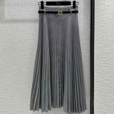디올 DIOR 2023 SS 체크무늬 벨트장식 여성 주름치마 커스텀급