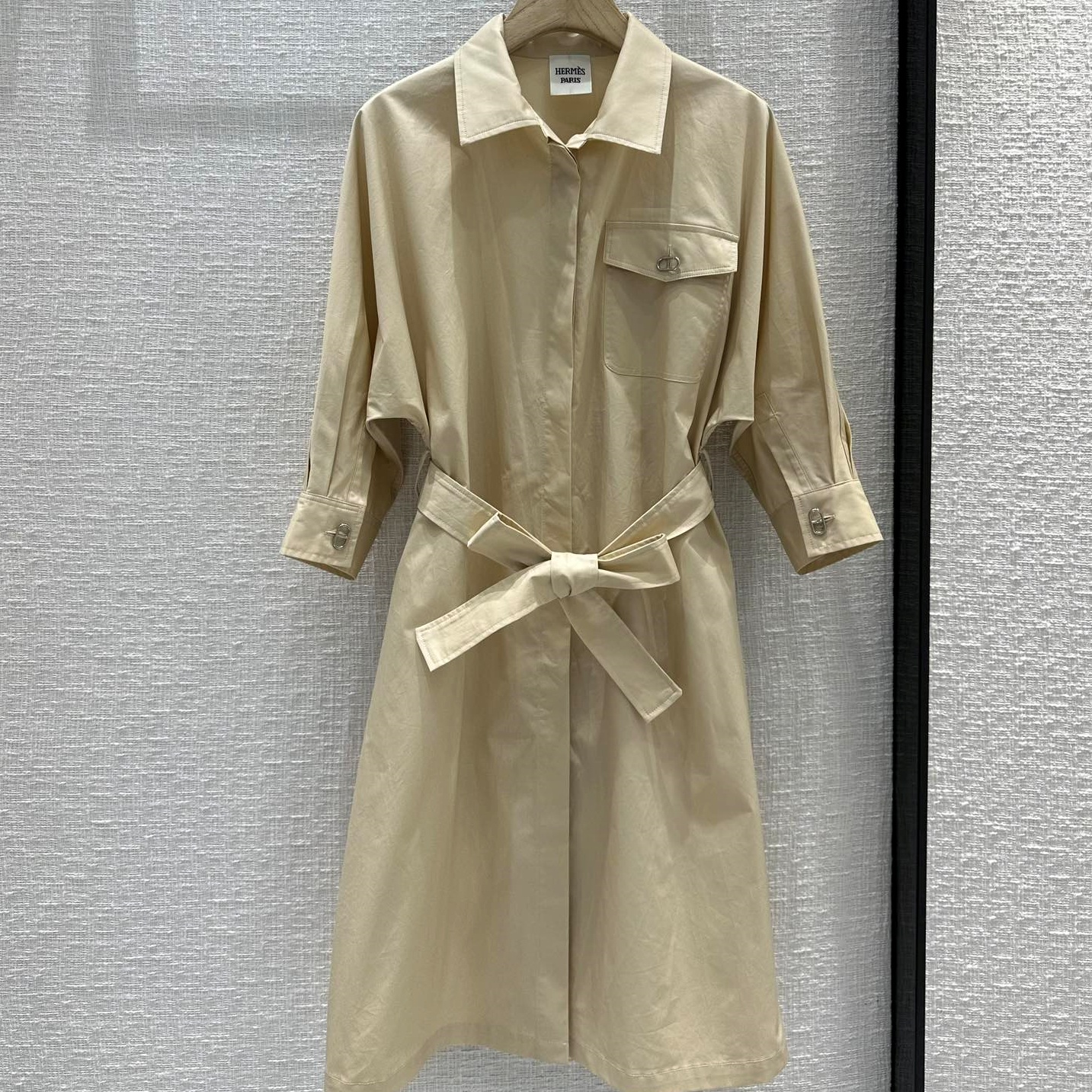 에르메스 HERMES 2023 SS 카라 포켓 벨트 베이지 여성 원피스 커스텀급