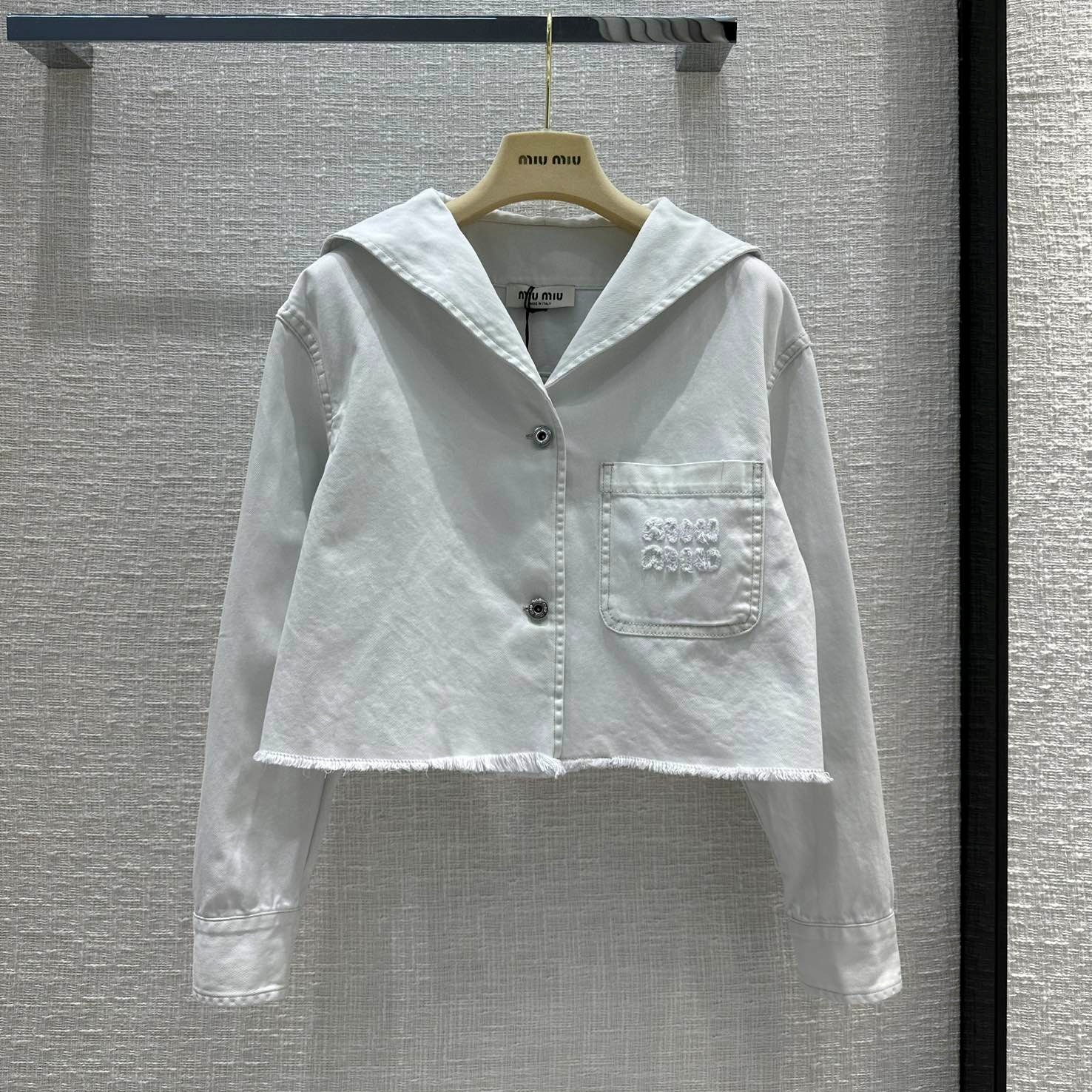 미우미우 MIUMIU 2023 SS 패치로고 빈티지 여성 데님 상의 커스텀급