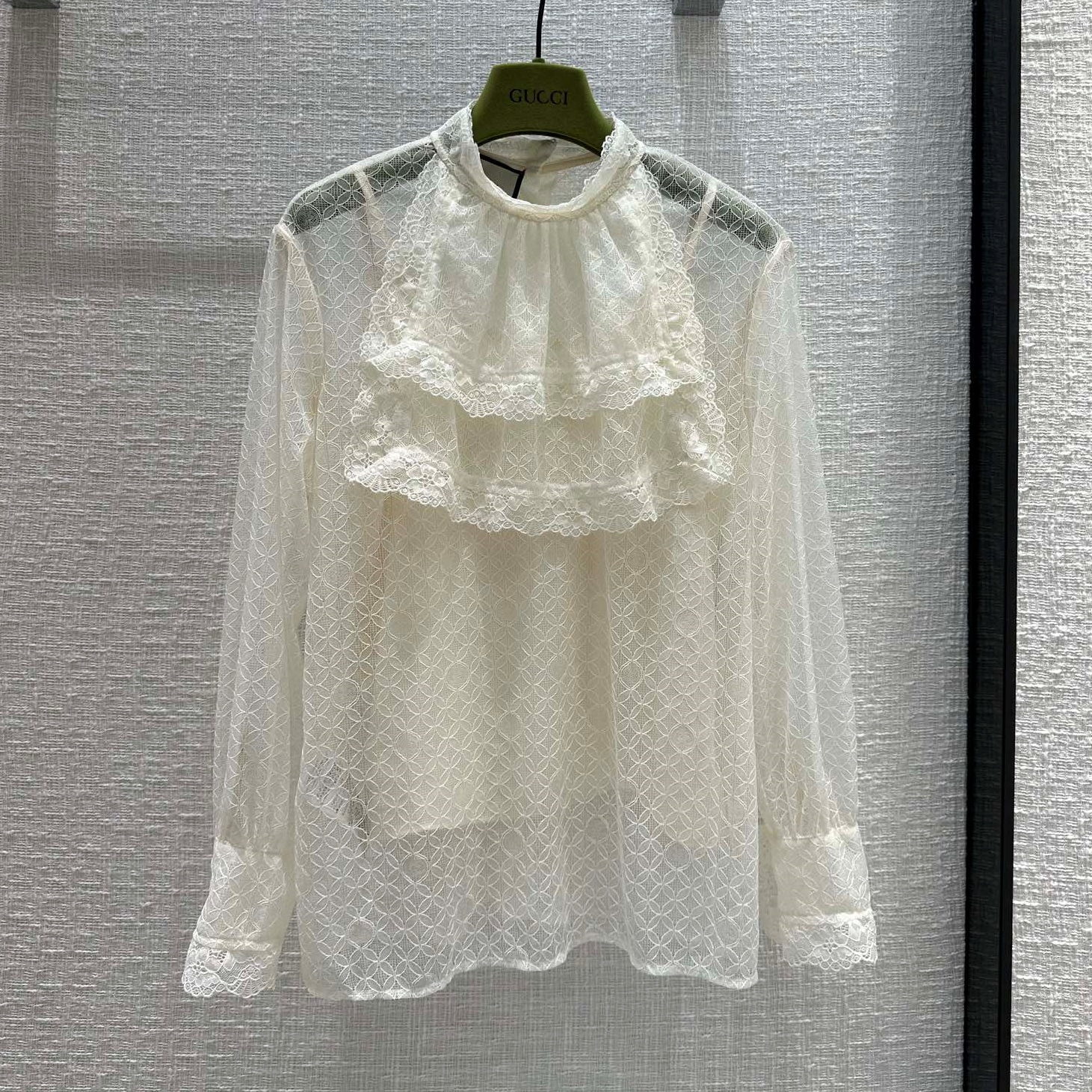 구찌 GUCCI 2023 SS 레이스 프릴 시스루 아이보리 여성 블라우스 커스텀급