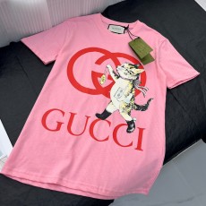 구찌 GUCCI 2023 SS 캐릭터 캣 라운드넥 핑크 여성 반팔티 커스텀급