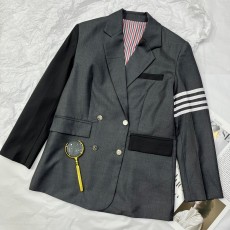 톰브라운 THOM BROWNE 2023 SS 스트라이프 포켓 여성 자켓 커스텀급