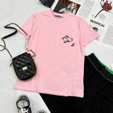 프라다 PRADA 2023 SS 삼각로고 캐릭터 포켓 핑크 여성 반팔티 커스텀급