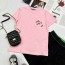 프라다 PRADA 2023 SS 삼각로고 캐릭터 포켓 핑크 여성 반팔티 커스텀급