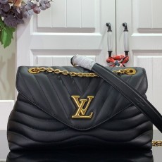 루이비통 LOUIS VUITTON 2023 SS 뉴웨이브 GM 체인백 블랙 M21615 커스텀급