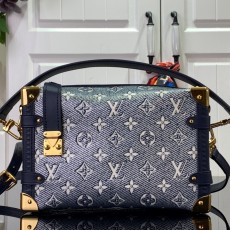 루이비통 LOUIS VUITTON 2023 SS 스트라이프 사이드 트렁크 크로스백 M22944 커스텀급