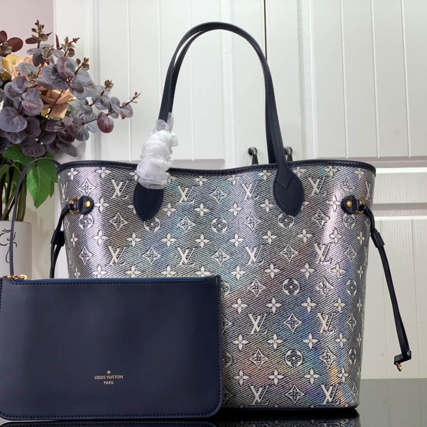 루이비통 LOUIS VUITTON 2023 SS 스트라이프 네버풀 MM 쇼퍼백 M22921 커스텀급