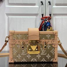 루이비통 LOUIS VUITTON 2023 SS 스트라이프 쁘띠뜨 말 크로스백 베이지 M22882 커스텀급