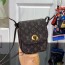 루이비통 LOUIS VUITTON 2023 SS 모노그램 포쉐트 칸쿤 숄더백 브라운 M60018 커스텀급