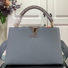 루이비통 LOUIS VUITTON 2023 SS 카퓌신 미듐 토트백 민트 M22876 커스텀급