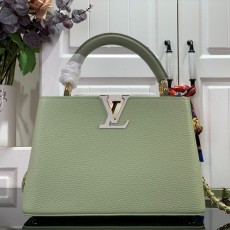 루이비통 LOUIS VUITTON 2023 SS 카퓌신 스몰 토트백 박하그린 M22916 커스텀급