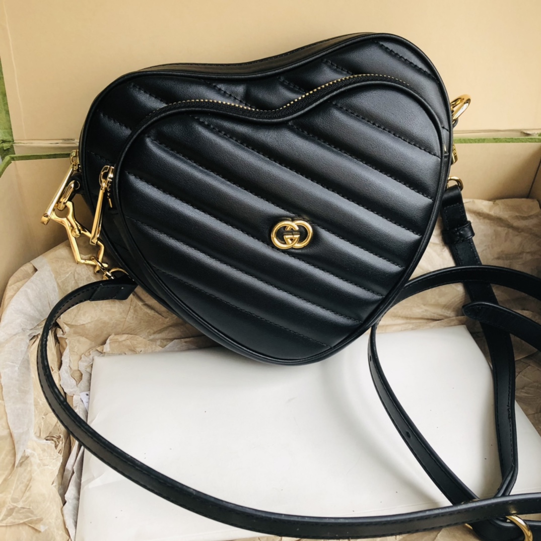 구찌 GUCCI 2023 SS 인더로킹 GG 미니 숄더백 751628 블랙 커스텀급